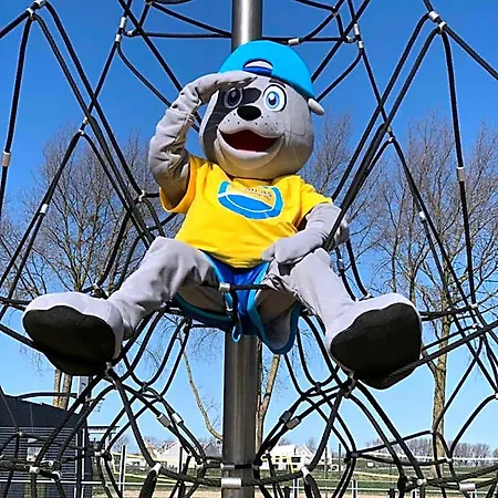 Aldeamento Turístico Kompas Vzw- *